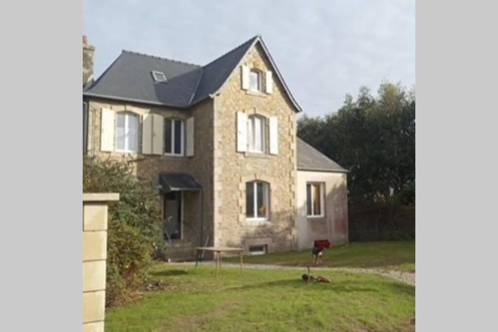 Kermaravel, Le Petit Manoir En Bord De Mer. แซ็ง-โปล-เดอ-ลีอง ภายนอก รูปภาพ