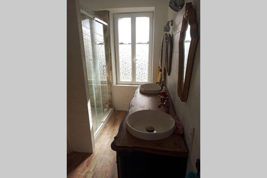 Kermaravel, Le Petit Manoir En Bord De Mer. แซ็ง-โปล-เดอ-ลีอง ภายนอก รูปภาพ