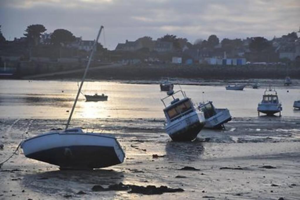 Kermaravel, Le Petit Manoir En Bord De Mer. แซ็ง-โปล-เดอ-ลีอง ภายนอก รูปภาพ