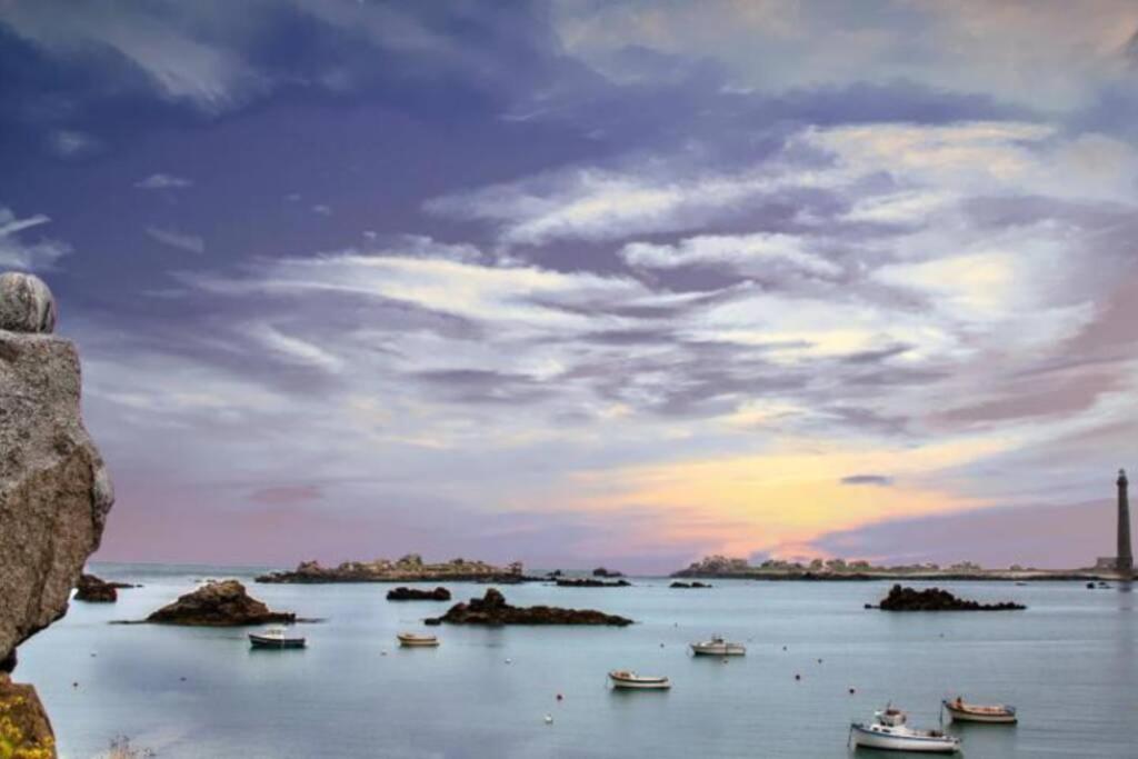Kermaravel, Le Petit Manoir En Bord De Mer. แซ็ง-โปล-เดอ-ลีอง ภายนอก รูปภาพ